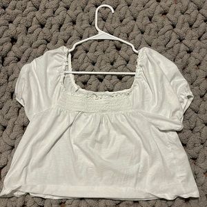 White American Eagle oversized puff-sleeve tee